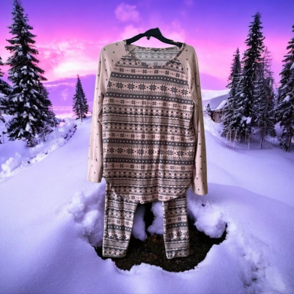 Pajama Set pink grey with snow flakes size L warm material & soft materi…